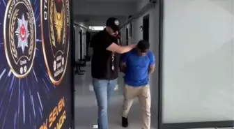İzmir'de Motosiklet Hırsızı Suçüstü Yakalandı