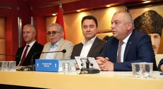 Ali Babacan Düzce Ticaret ve Sanayi Odası'nı Ziyaret Etti