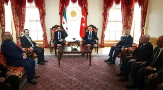 Erdoğan, Dolmabahçe'de Şara ile görüştü