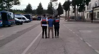 Gaziantep'te Göçmen Kaçakçılığı Operasyonu: 14 Düzensiz Göçmen ve 4 Organizatör Yakalandı