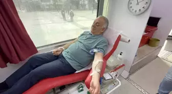 Görme Engelli Eski Milletvekili Lokman Ayva'dan Kan Bağışı Çağrısı