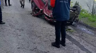 Gümüşhane'de Uçurumdan Düşen Araçta 2 Kişi Ağır Yaralandı