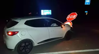 Alkollü ve Ehliyetsiz Sürücü Kaza Yaptı: 1 Yaralı