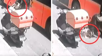 Şoförün dikkatsizliği faciaya neden oluyordu! Bebek arabası kapıya sıkıştı, çocuk yere düştü