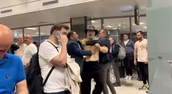 Cüneyt Asan Havalimanında Yolcuyla Tartıştı
