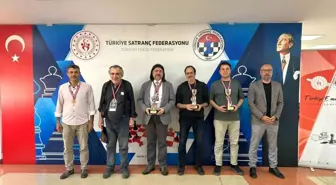 Atatürk'ü Anma Gençlik ve Spor Bayramı'nda Satranç Şampiyonası Düzenlendi