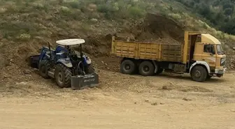 Toprağın altında kalan işçi hayatını kaybetti