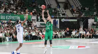 Türk Telekom, Bursaspor'u Mağlup Ederek Play-In Etabında Öne Geçti