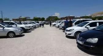 Tuşba Açık Oto Pazarı'nda Satıcılar Hayal Kırıklığına Uğradı