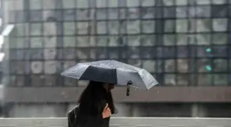 İstanbul'da Sağanak Yağış ve Soğuk Hava Uyarısı