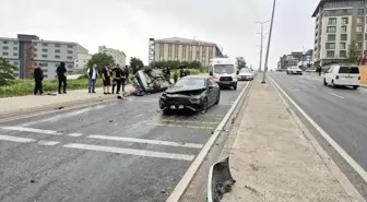 Beylikdüzü'nde Trafik Kazası: 4 Yaralı