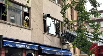 Şişli Nişantaşı'nda inşaat halindeki yüksek katlı bir binada yangın çıktı