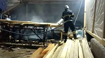 Burdur'da Hizar Atölyesinde Yangın Korkuttu