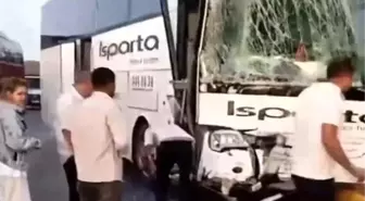 Isparta-Afyonkarahisar Karayolu'nda Otobüs Kazası: 27 Yaralı