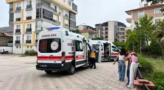 Bucak'ta Sosyal Medya Kavgasında İki Genç Kız Bıçaklandı