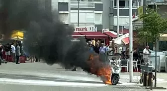 Bursa'da Park Halindeki Motosiklet Alev Alev Yandı