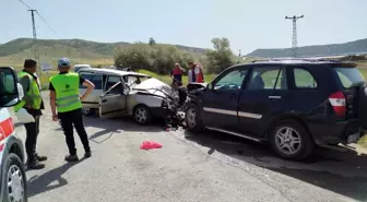 Yerköy'de Otomobil-Cip Çarpışması: 6 Yaralı