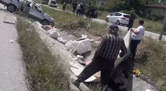 Osmancık'ta Hafif Ticari Araç Devrildi: 4 Yaralı