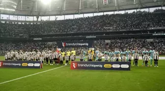Beşiktaş - Çaykur Rizespor Maçında İlk 15 Dakika Golsüz Geçti