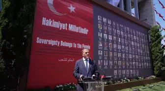 15 Temmuz şehitleri İBB önünde anıldı
