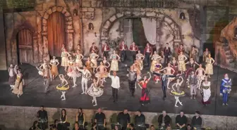32. Uluslararası Aspendos Opera ve Bale Festivali'nde 'Don Kişot' Balesi Sahnelendi
