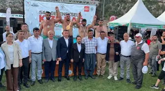 540. Geleneksel Kızıldağ Karakucak Güreşleri'nde Mehmet Çelebi Başpehlivan Oldu