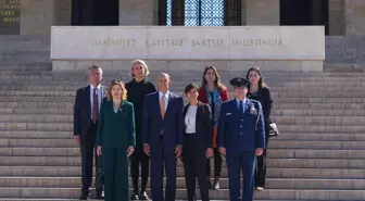 ABD'nin Ankara Büyükelçisi Barrack, Anıtkabir'i ziyaret etti