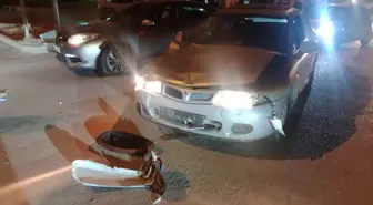 Adana'da Otomobil ile Motosiklet Çarpıştı: Bir Yaralı