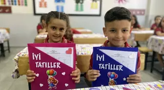 Adana, Mersin, Hatay ve Osmaniye'de Karne Törenleri Düzenlendi