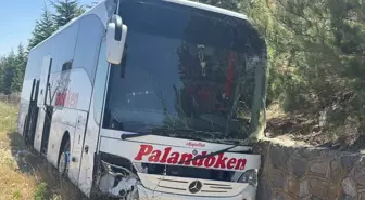 Afyonkarahisar'da Otobüs-Tır Kazasında 4 Yaralı
