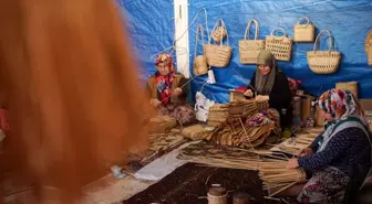 Ağaköy'deki Kadınlar Geleneksel Hasırcılığı Yeniden Hayata Geçiriyor