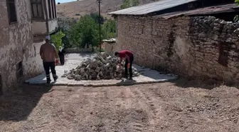 Ağın Belediyesi'nden Çevre Düzenlemesi ve Yol Yenileme Çalışmaları