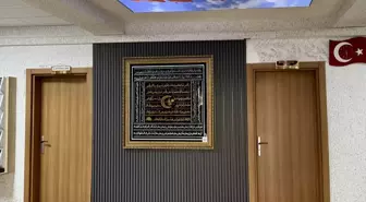 Kırşehir'de Ahi Sancağı Cam Üzerine İşlendi