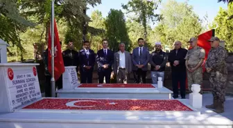 Ahlat Şehitliği'nin çevre düzenlemesi tamamlandı