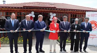 Bakan Göktaş, Erzincan'da Kadın Kooperatifinin Yeni Hizmet Binasını Açtı