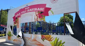 Gençlerin Aile Yılı Panosuna Zarar Vermesi Sonrası Bakanlıkla Görüşme