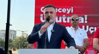 AK Parti Adana İl Başkanlığı 'O Geceyi Unutma, Bir Umut Uçur' etkinliği düzenledi