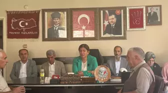 AK Parti Diyarbakır Milletvekili Suna Kepolu Ataman Çermik'te ziyaretlerde bulundu