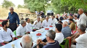 Erol Keleş, Ağın'da Muhtarlarla Buluştu