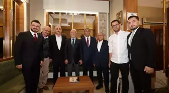 AK Parti Heyeti Kazancılar Çarşısı'nda Esnafı Ziyaret Etti