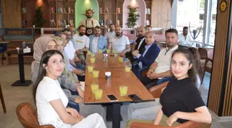 Orhan Kırcalı Havza'da Partililerle Buluştu