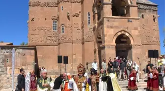 Akdamar Adası'nda 13. Ayin Gerçekleşti