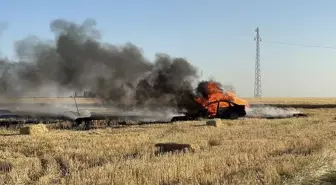 Aksaray'da Otomobil Yangını: 10 Bin Dekar Arazi Küle Döndü