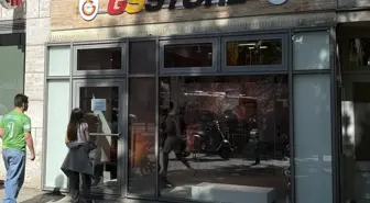 Berlin'de Galatasaray'ın Resmi GS Store'u Açıldı