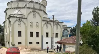 Amasya'da Cami Tadilatı Sırasında İşçi Düşerek Hayatını Kaybetti