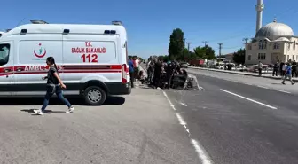 Amasya'da Otomobil ve Elektrikli Bisiklet Çarpıştı: 6 Yaralı