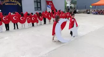 Amasya'da Geleneksel Çocuk Oyunları Şenliği Düzenlendi