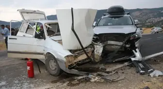 Amasya'da Trafik Kazası: 3 Yaralı