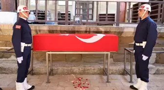 71 Yaşındaki Kıbrıs Gazisi Mahmut Okut Son Yolculuğuna Uğurlandı