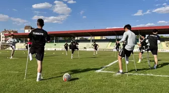 Ampute Milli Futbol Takımı Kırşehir'de Kamp Yapmaya Başladı